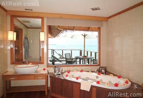 Hilton Maldives Resort & Spa 9